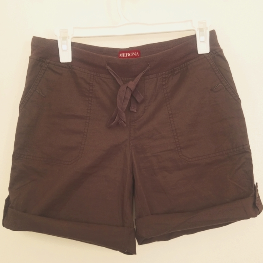 MERONA Brown Bermuda shorts,hemmed cuffed, WOMEN XS